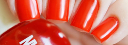 А матовый ли? Matt Red Naillook by Cosmopolitan