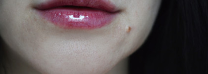 Спелая ежевика от Clarins Instant Light Lip Comfort Oil #08 Blackberry