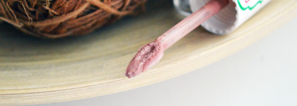 Бюджетная находка -Матовый тинт для губ Estrade "Amélie" Tint velours оттенок 09 Интриговать