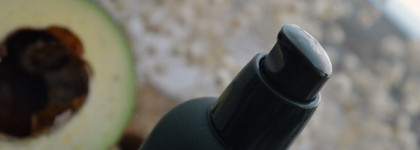 Я люблю авокадо, особенно если речь о FarmStay Real Avocado Nutrition Oil Serum