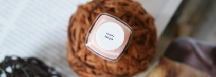 Essie Nail Lacquer #09 Vanity Fairest