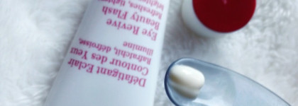 Ежедневный уход за сухой кожей лица от Clarins