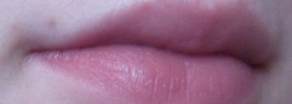 Belweder Stick levres protecteur aux huiles essentielles de rose. Бальзам для губ Belweder с розовым маслом