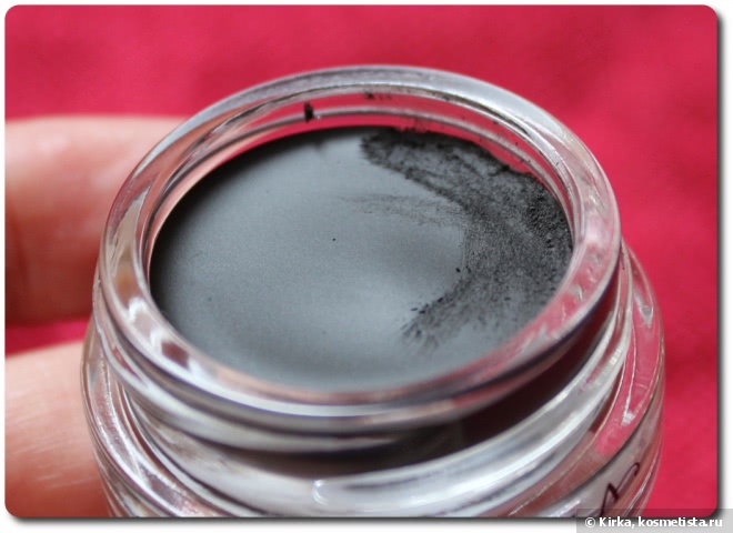 Brow Battle: Anastasia Beverly Hills Dipbrow Pomade vs. Inglot AMC Brow Liner Gel