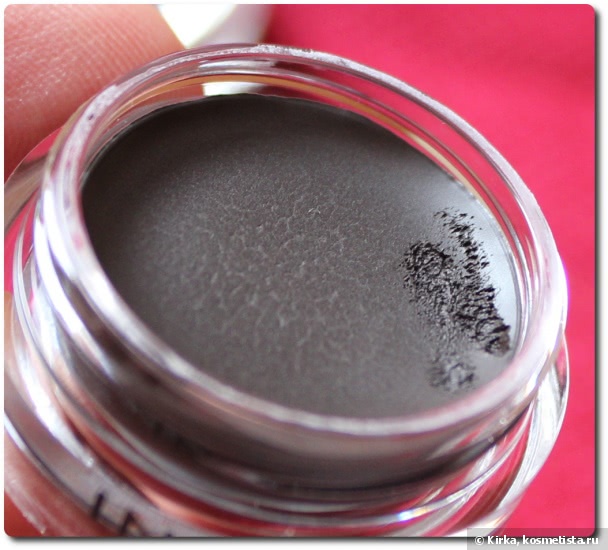 Brow Battle: Anastasia Beverly Hills Dipbrow Pomade vs. Inglot AMC Brow Liner Gel