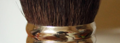 Казаться, но не быть: Сlarins Skin Illusion Mineral&Plant Extracts Loose Powder Foundation