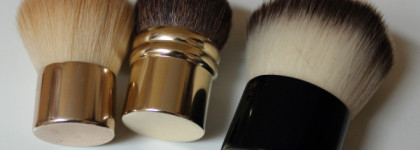 Казаться, но не быть: Сlarins Skin Illusion Mineral&Plant Extracts Loose Powder Foundation