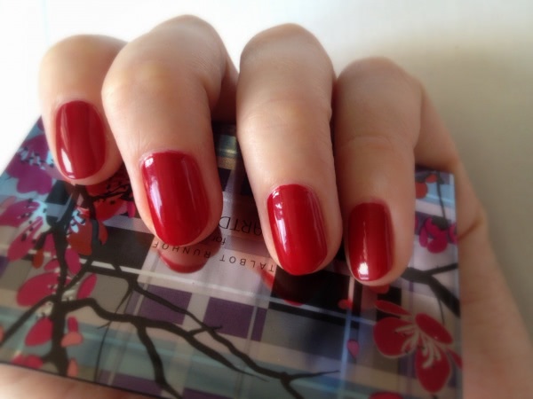 Свадебный маникюр с Dior Diorific Vernis 751 Marilyn