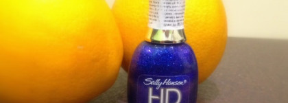 Новогодний маникюр с Sally Hansen HD Hi-Definition Nail Color №16 Laser