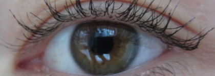 Maybelline The Colossal Volum'Express Mascara Cat Eyes (Black)