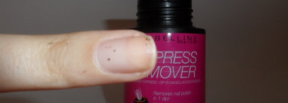 Тест-драйв жидкости для снятия лака Express Remover от Maybelline