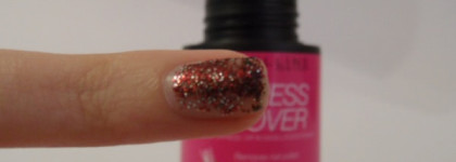 Тест-драйв жидкости для снятия лака Express Remover от Maybelline