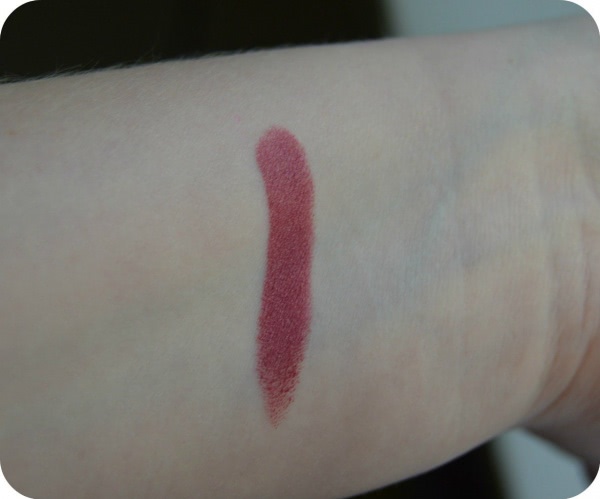 Catrice - за что я люблю эти помады? Catrice Ultimate Colour Lipstick №340 Berry Bradshaw
