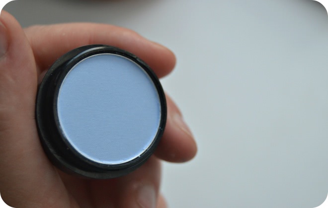 Корейские тени Eyeshadow Small от VOV в оттенках 0245Е (Dolls Brown), 0842Е (Silver Extreme), 0402 (Beach Blue), 0231 (Shine Beige)