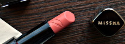 Очень красивый корейский нюд. Missha Glam Art Rouge #br02