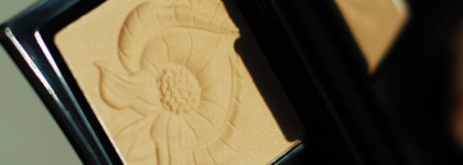 Yves Rocher Face Powder Collector #01 Teinte Universelle