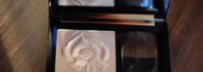 Yves Rocher Face Powder Collector #01 Teinte Universelle