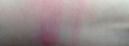 Sephora Ultra Vinyl Lip Pencil - губная помада-карандаш в оттенке 03 Vinyl Raspberry