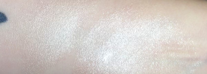 Nyx Born To Glow Liquid Illuminator LI 01 Sunbeam и Seventeen Ideal Cover Liquid Concealer 01 Highlight - любимые хайлайтеры