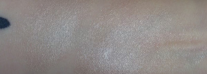 Nyx Born To Glow Liquid Illuminator LI 01 Sunbeam и Seventeen Ideal Cover Liquid Concealer 01 Highlight - любимые хайлайтеры