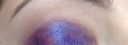 Nyx Jumbo Eye Pencils: 618 Purple и 604 Milk Lait