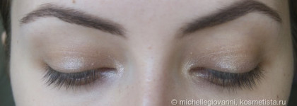 Vivienne Sabo Cabaret Artistic Volume Mascara 01