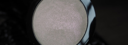 Nyx Duo Chromatic Illuminating Powder: Snow Rose + Twilight Tint