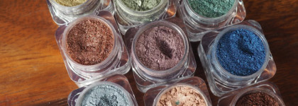 Bellapierre cosmetics Pandera, башня из 9 пигментов