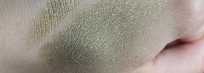 Sleek Makeup: моно тени и матовый блеск для губ