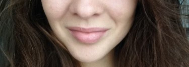 Счастливая случайность - Chanel Vitalumiere Compact Douceur Lightweight Compact Makeup Radiance Softness And Comfort SPF 10, оттенок 030 Беж