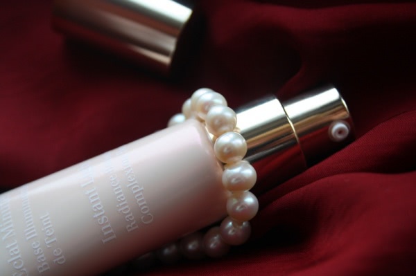 Clarins Eclat Minute Instant Light Radiance Boosting Complexion Base № 01 rose
