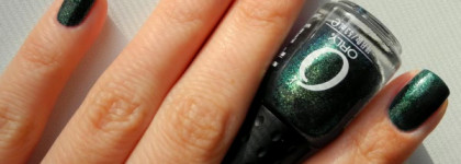 Orly - Meet Me Under The Mistletoe