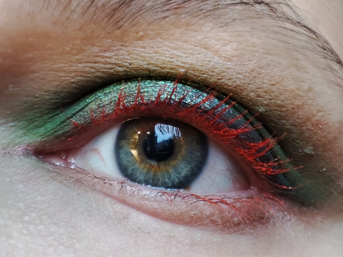 Дневной свет у окна. Тени Love generation Kikimora.