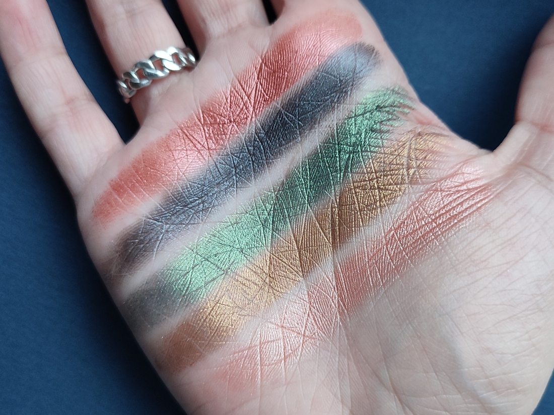 Дневной свет у окна