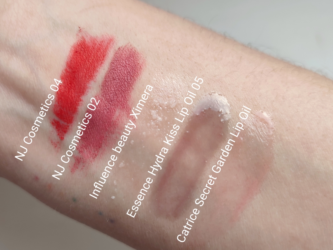 Дневной свет у окна