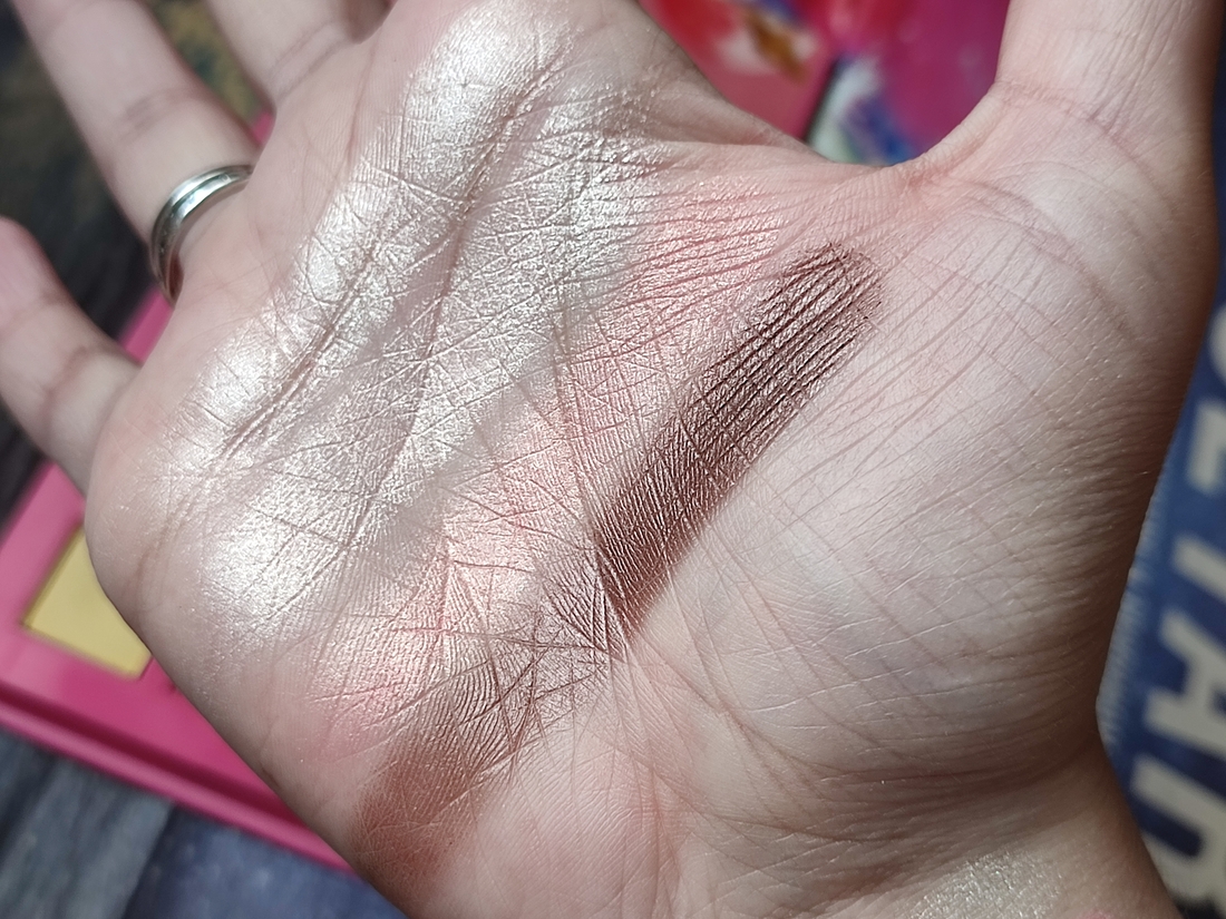 Слава направо: Teen spirit, Hocus pocus, Hedonism, Hooligan