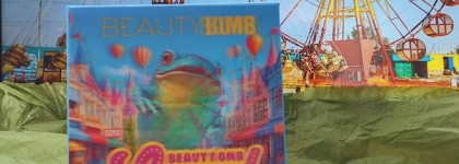 Гипножаба Beauty Bomb "Beauty Bomb Land" Eyeshadow Palette