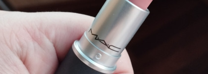 Уже не velvet, но всё ещё teddy: MAC Powder Kiss Lipstick, Teddy 2.0