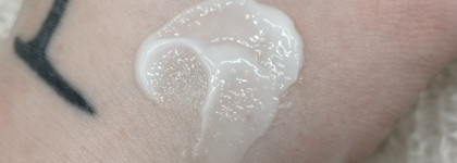 Варежки не забудь: Shiseido Advanced Essential Energy hand nourishing cream