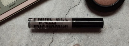 Feel the thunder: MAC Eye brows big boost fibre gel, #Thunder