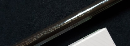 The sharpest lines: Clinique High impact easy liquid liner, 03 Espresso