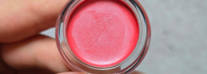 Морозной пылью серебрится: Clé de Peau Beauté Cream Blush #2, Pale fig