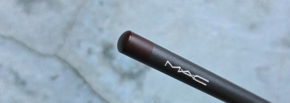 Культ Мотылька: MAC Lip pencil, Nightmoth