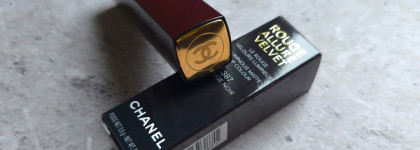 Разочарование в багровых тонах: Chanel Rouge Allure Velvet, 387 Rouge Noir