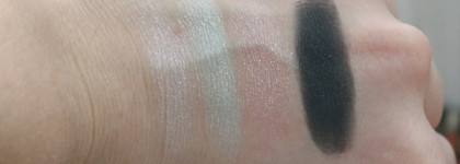 Тени Avon true color eyeshadow quad F140313 mod muse