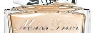 Promenade a Versailles Pour Elle Parfums du Château de Versailles - аромат для тех, кто скучает по Miss Dior Cherie 2005 года