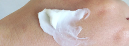 Creme Pour Les Mains au Beurre d’Iris by Editions de Parfums Frederic Malle & Olivia Giacobetti - идеальный крем для рук