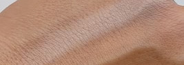 Estee Lauder Double Wear Instant Fix Concealer, в оттенке 1W Light (Warm) и блеск для губ Clarins Eclat Minute Natural Lip Perfector 03 (nude shimmer)