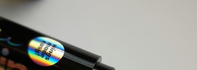 Lottie London Stamp Liner Wing Edition - классная подводка с готовой стрелочкой