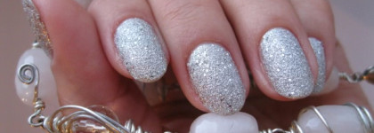 Маленькое счастье из волшебной коробочки или один из мини-лаков OPI  из новой коллекции Mariah Carey Collection for Holiday 2013